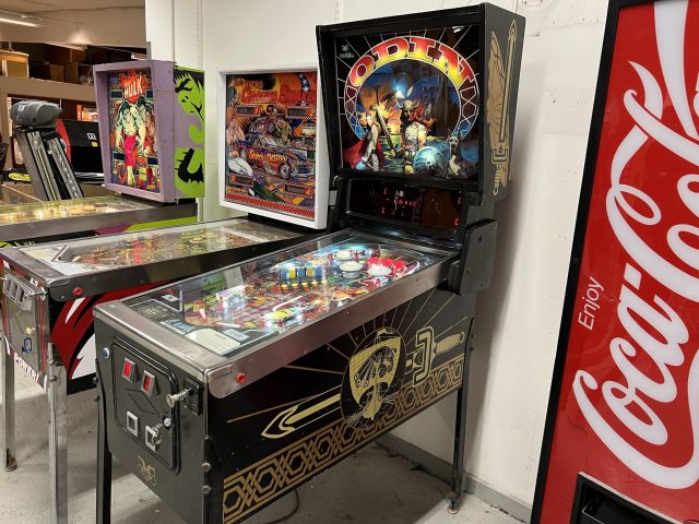 895156-4 Pinball Odin - 1985