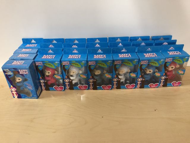 896161-1 22st Happy Finger Monkey