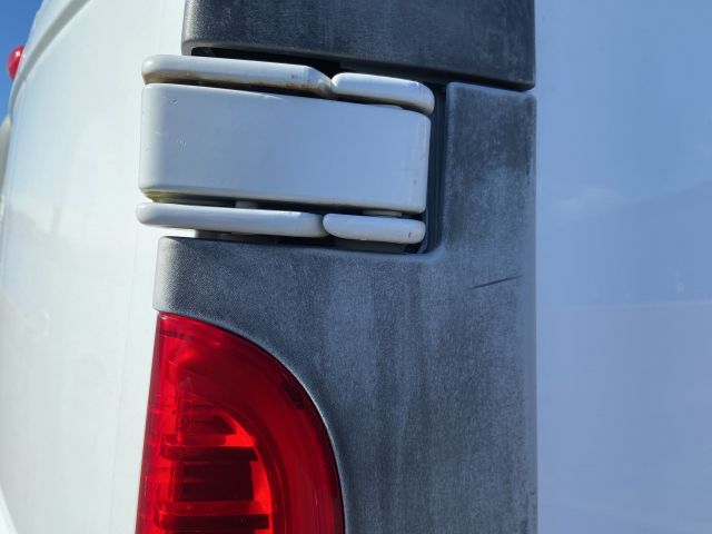 885984-19 Nissan Primastar 2.0 dCi - 2012