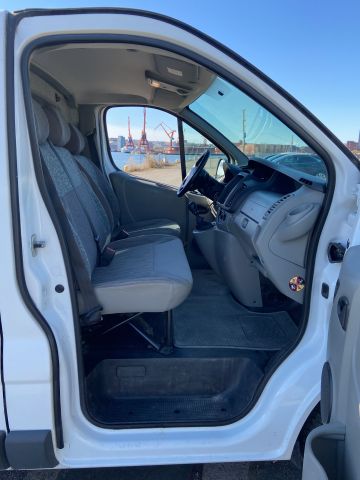 885984-31 Nissan Primastar 2.0 dCi - 2012