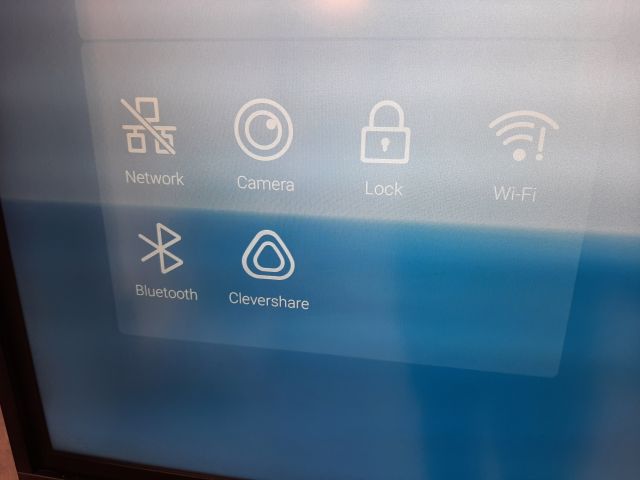 805083-5 Clevertouch UX Pro 55 "with stand