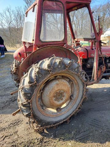 896340-6 Massey Ferguson 35 Tractor with front loader and spring harrow