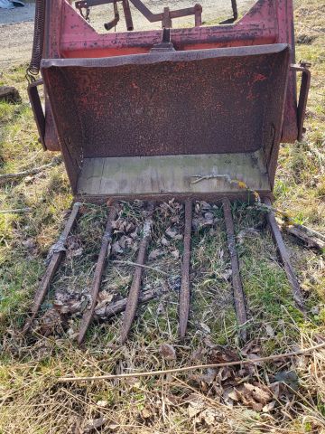 896340-41 Massey Ferguson 35 Tractor with front loader and spring harrow