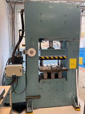 895157-1 Hydraulpress AB Gustaf Terling 100 tons 15kW