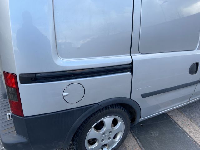 885988-27 OPEL COMBO 1.3DT - 2005