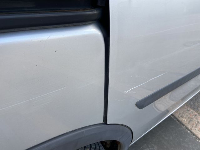 885988-28 OPEL COMBO 1.3DT - 2005