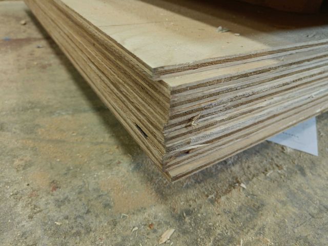 826558-6 Plywood board 2400x1200
