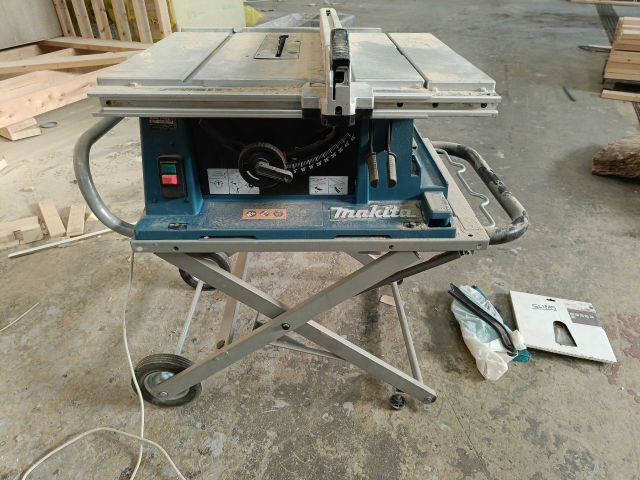 888507-1 Splitting saw Makita 2704