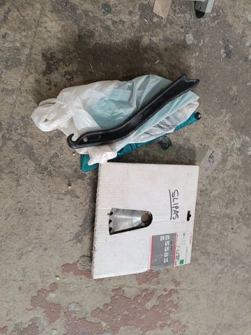 888507-16 Splitting saw Makita 2704