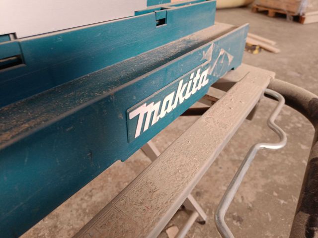 888507-17 Splitting saw Makita 2704