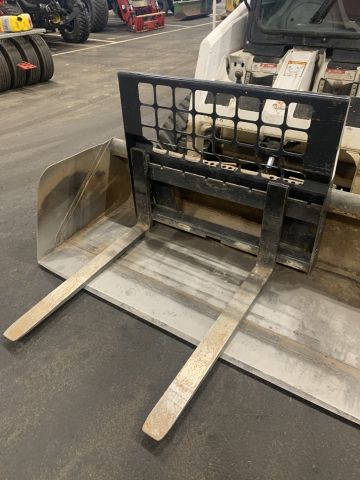 876659-9 Skid Steer Loader Bobcat 864 -2000