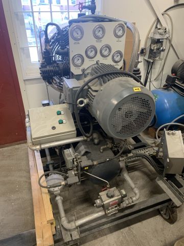 876670-2 High pressure compressor Bellis & Morcom R25H-AL