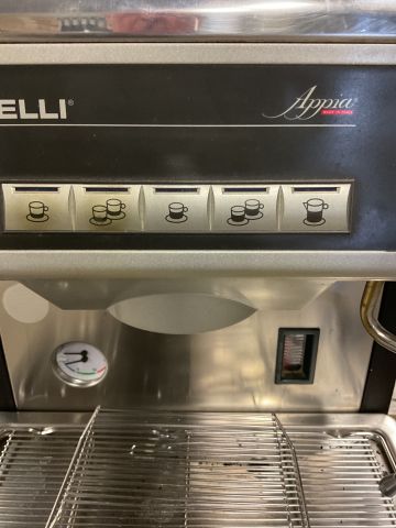 836920-4 Espresso machine "Nuova simonelli"