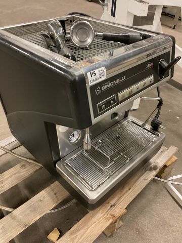 836920-10 Espresso machine "Nuova simonelli"