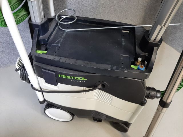 874539-3 Vacuum cleaner - Festool CT 33 LE with working position and accessories