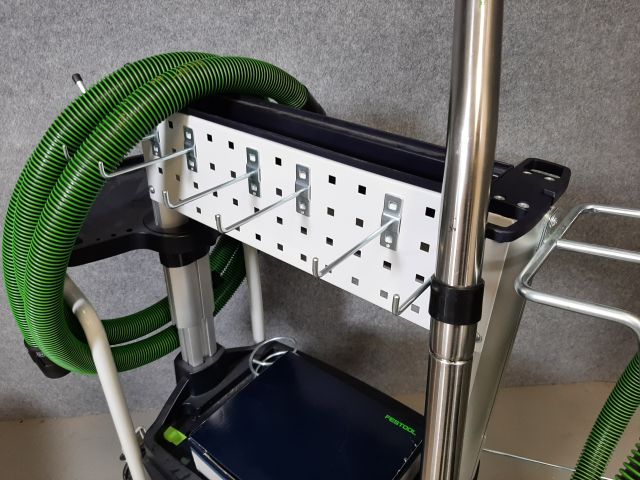 874539-5 Vacuum cleaner - Festool CT 33 LE with working position and accessories