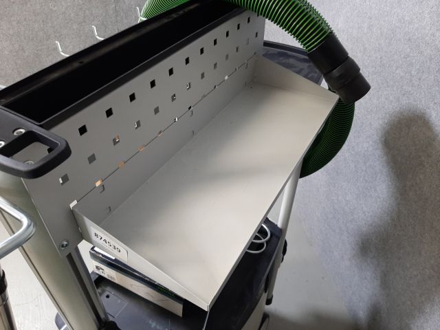 874539-6 Vacuum cleaner - Festool CT 33 LE with working position and accessories