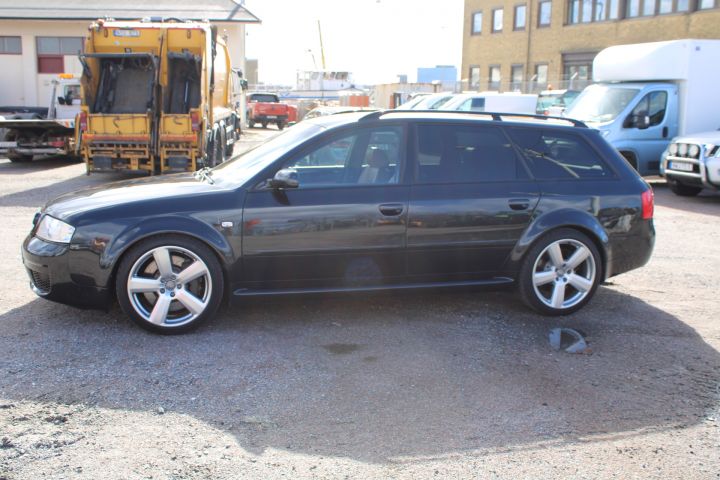 896361-2 Audi RS6 Avant Plus - 2004