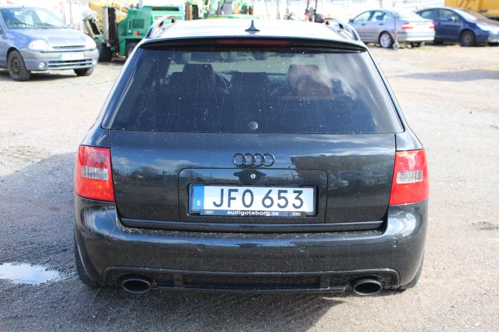 896361-3 Audi RS6 Avant Plus - 2004