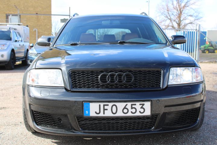 896361-5 Audi RS6 Avant Plus - 2004