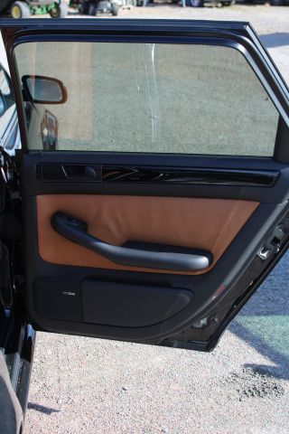 896361-60 Audi RS6 Avant Plus - 2004