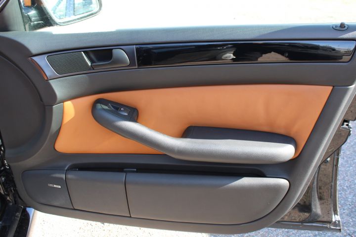 896361-64 Audi RS6 Avant Plus - 2004