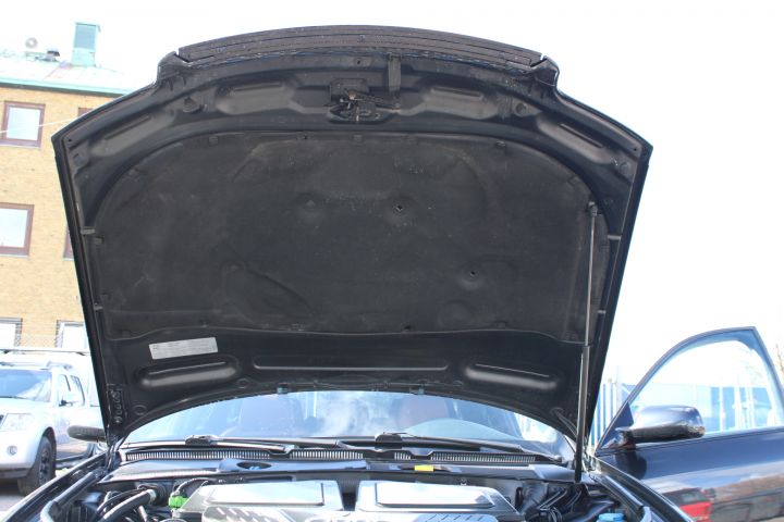 896361-81 Audi RS6 Avant Plus - 2004
