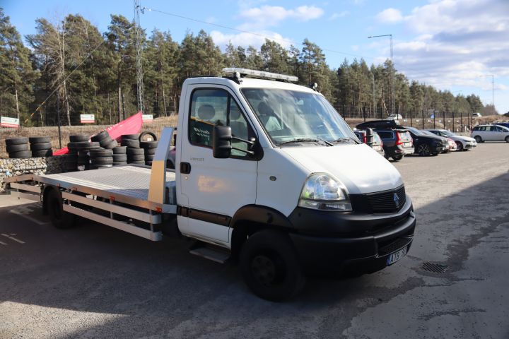 900072-9 Flatbed truck Renault Mascott 150.65 Chassis - 2007