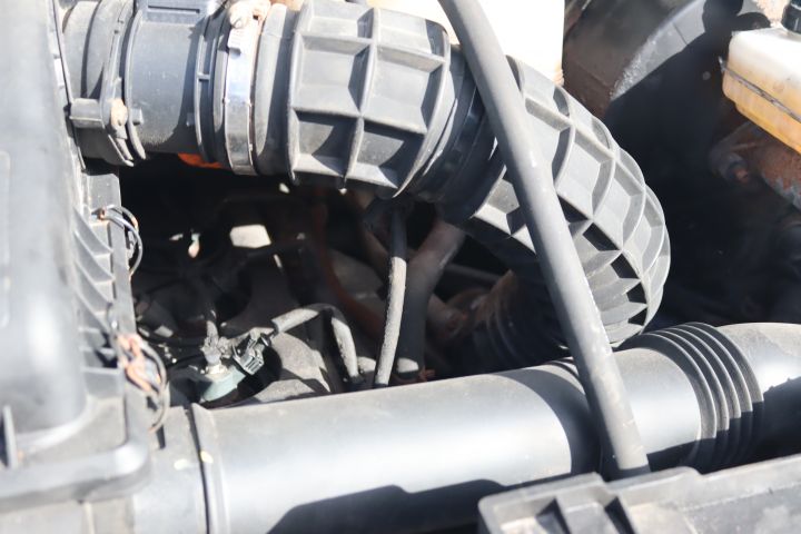 900072-27 Flatbed truck Renault Mascott 150.65 Chassis - 2007