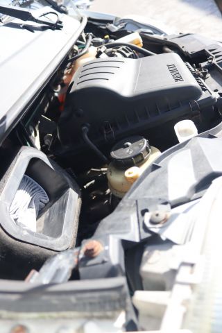 900072-28 Flatbed truck Renault Mascott 150.65 Chassis - 2007