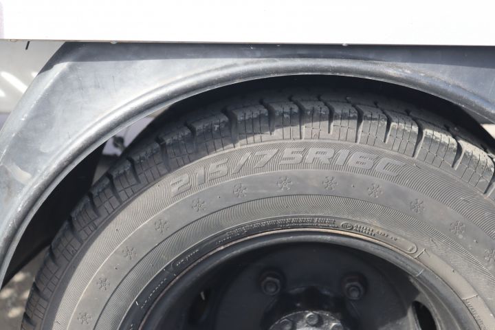 900072-32 Flatbed truck Renault Mascott 150.65 Chassis - 2007