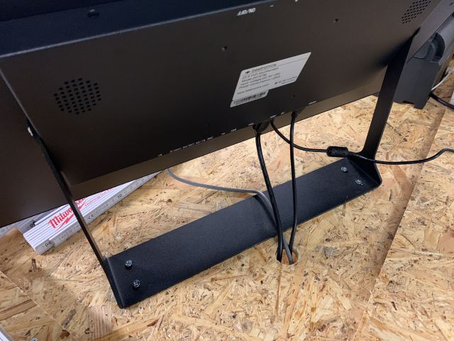 810198-2 Cash register computer with touch screen Beetronics 24 "