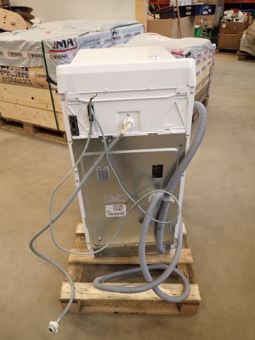 861621-3 Washing machine top fed 6 kg