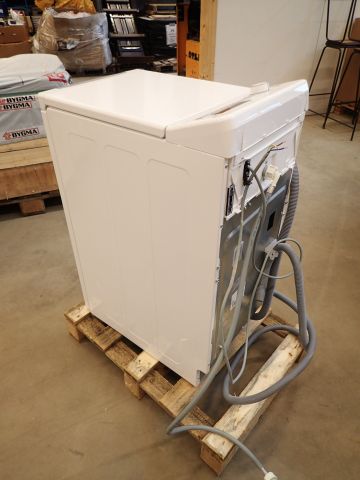 861621-4 Washing machine top fed 6 kg