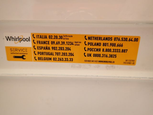 861621-8 Washing machine top fed 6 kg