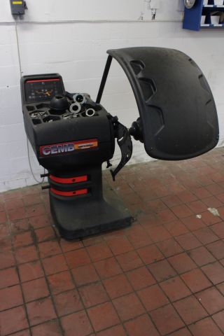 896377-4 Balancing machine Cemb - ER60