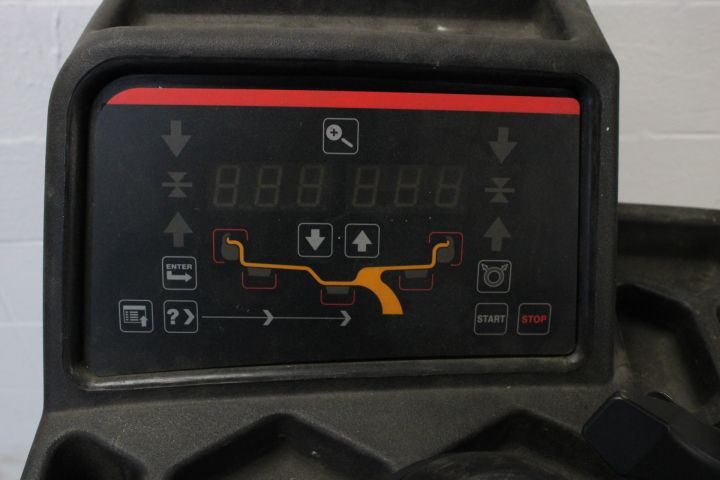 896377-6 Balancing machine Cemb - ER60