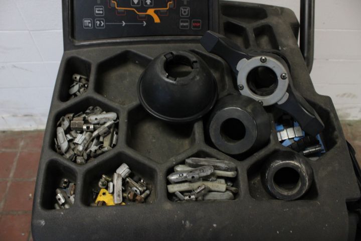 896377-7 Balancing machine Cemb - ER60