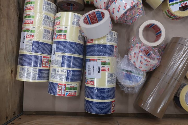 899893-4 Masking tape and putty spatulas etc. Anza, Scotch, Tesa