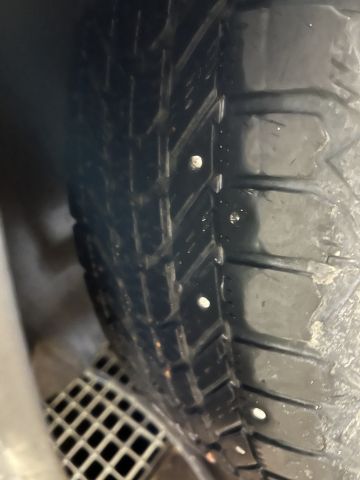 900291-6 Volkswagen Caddy Maxi TDI 2009 repair item