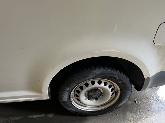 900291-9 Volkswagen Caddy Maxi TDI 2009 repair item