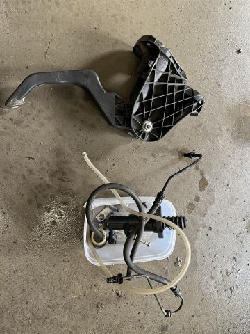 900291-19 Volkswagen Caddy Maxi TDI 2009 repair item