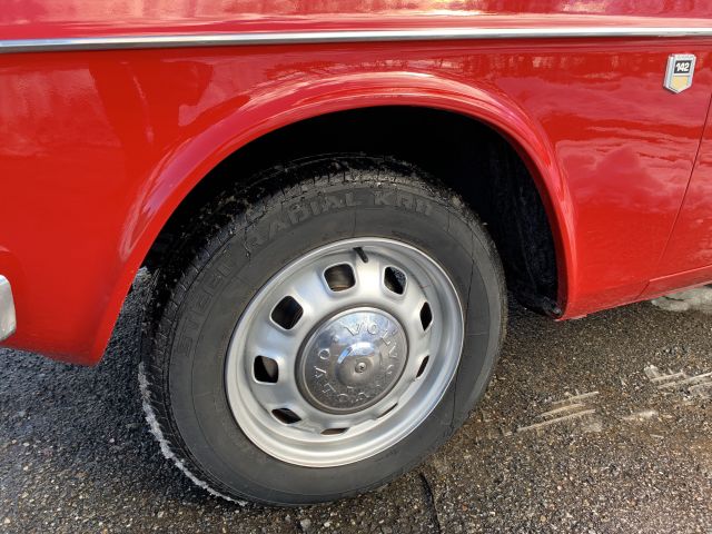 888415-11 Volvo 142 De Luxe - 1973