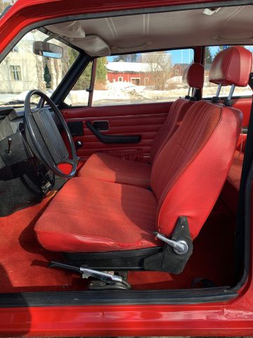 888415-18 Volvo 142 De Luxe - 1973