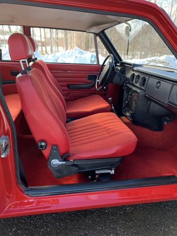 888415-26 Volvo 142 De Luxe - 1973