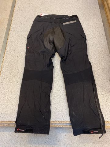 901123-2 Pants Help goretex with built-in knee pads
