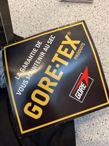 901123-4 Pants Help goretex with built-in knee pads