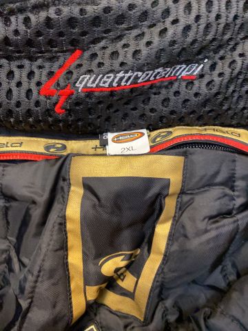 901123-5 Pants Help goretex with built-in knee pads