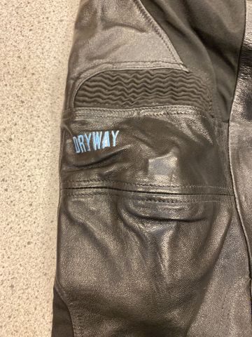 901163-2 Pants leather with knee pads Brand Jofama Model Match Size 40 - Shipping included