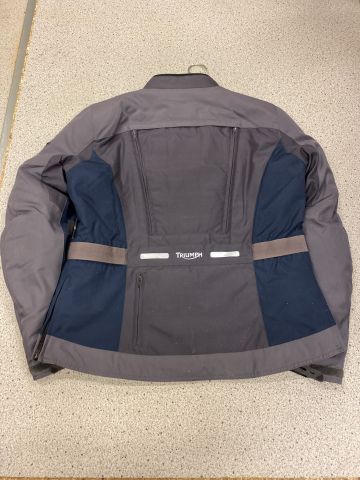 901212-3 Motorcycle jacket Brand Triumph Model Navigator Size 2 L / 2 g - Shipping included